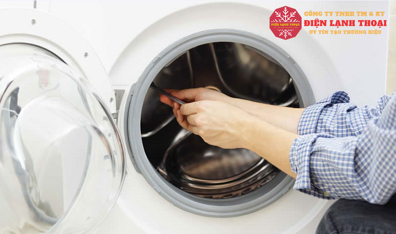 Máy giặt gặp sự cố, liên hệ ngay với dịch vụ sửa máy giặt tại nhà giá rẻ TPHCM